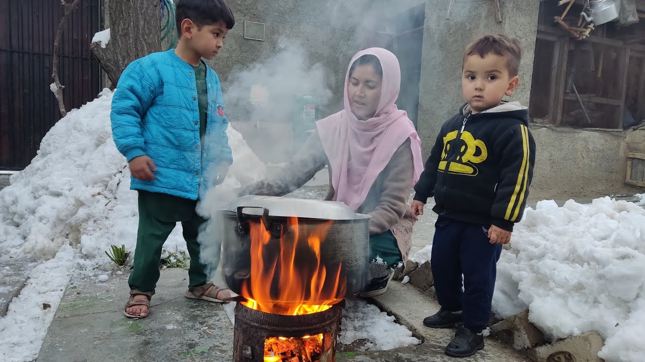 Surviving in the Coldest Mountain Village in Afghanistan | Cooking and Daily Life in a Snowy Winter