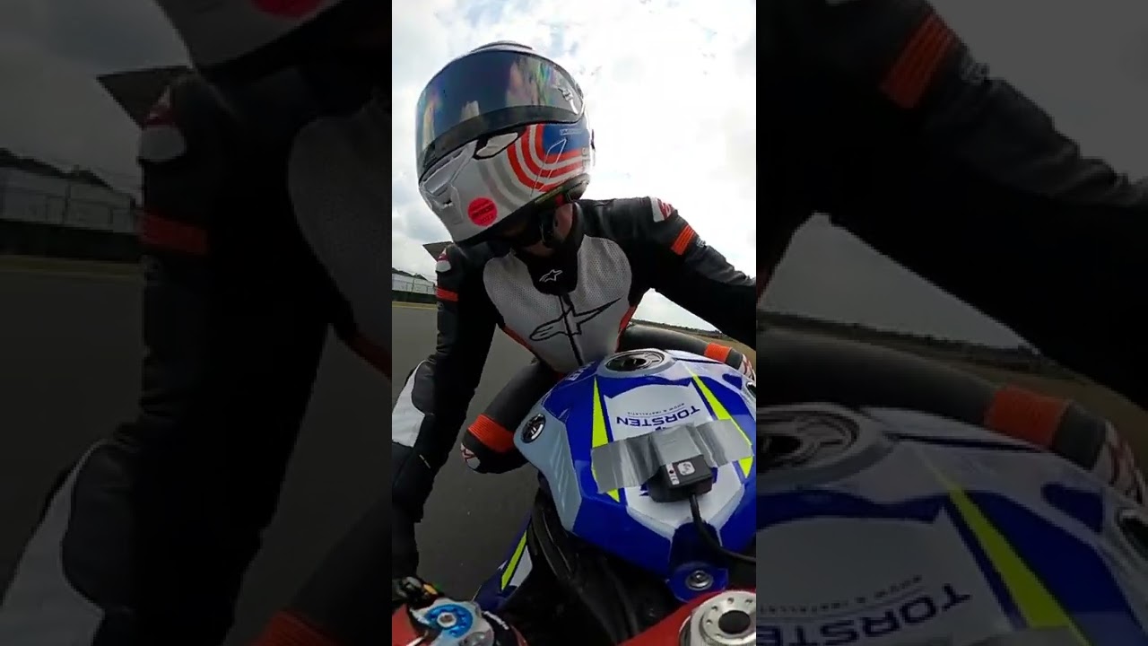 Yamaha R1 @ Circuit Zolder go pro max 360