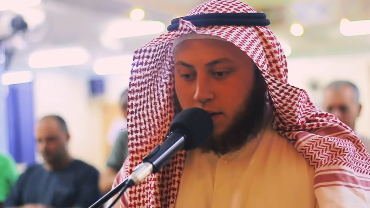 من أواخر سورة الحشر تلون جميل في أداء الشيخ حمزة الفار .. من مسجد الكيال