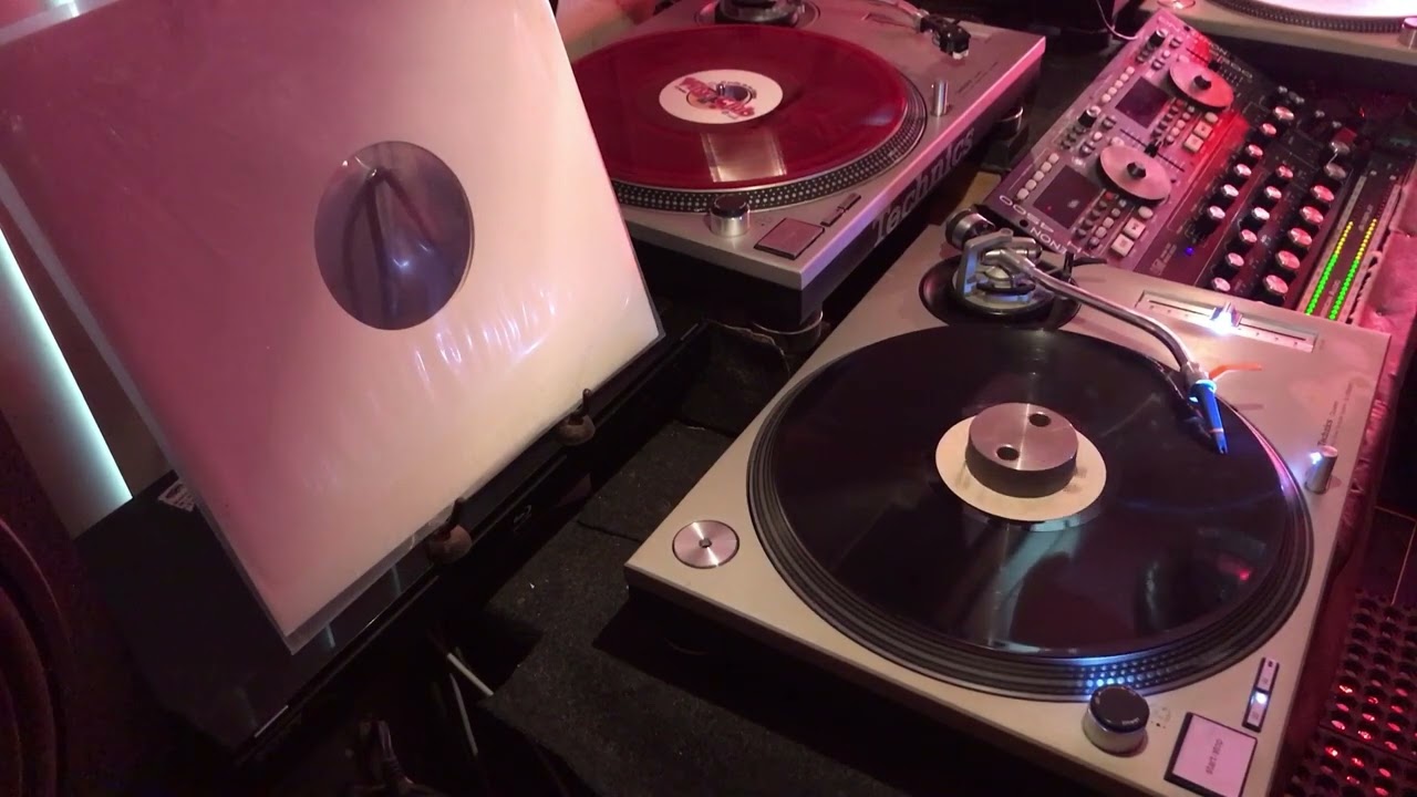 RuPaul – Back To My Roots  (Jheri Curl Juice Mix) #90s  #rupaul