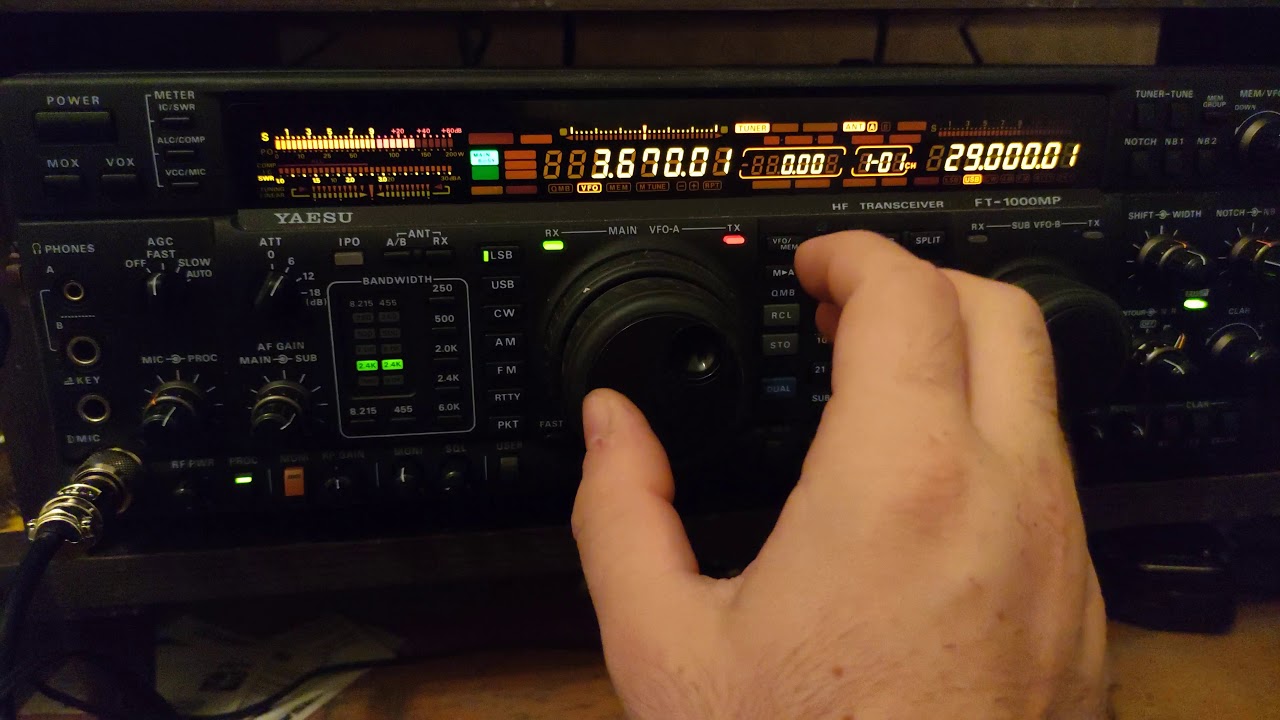 YAESU FT-1000MP HF SSB Transceiver