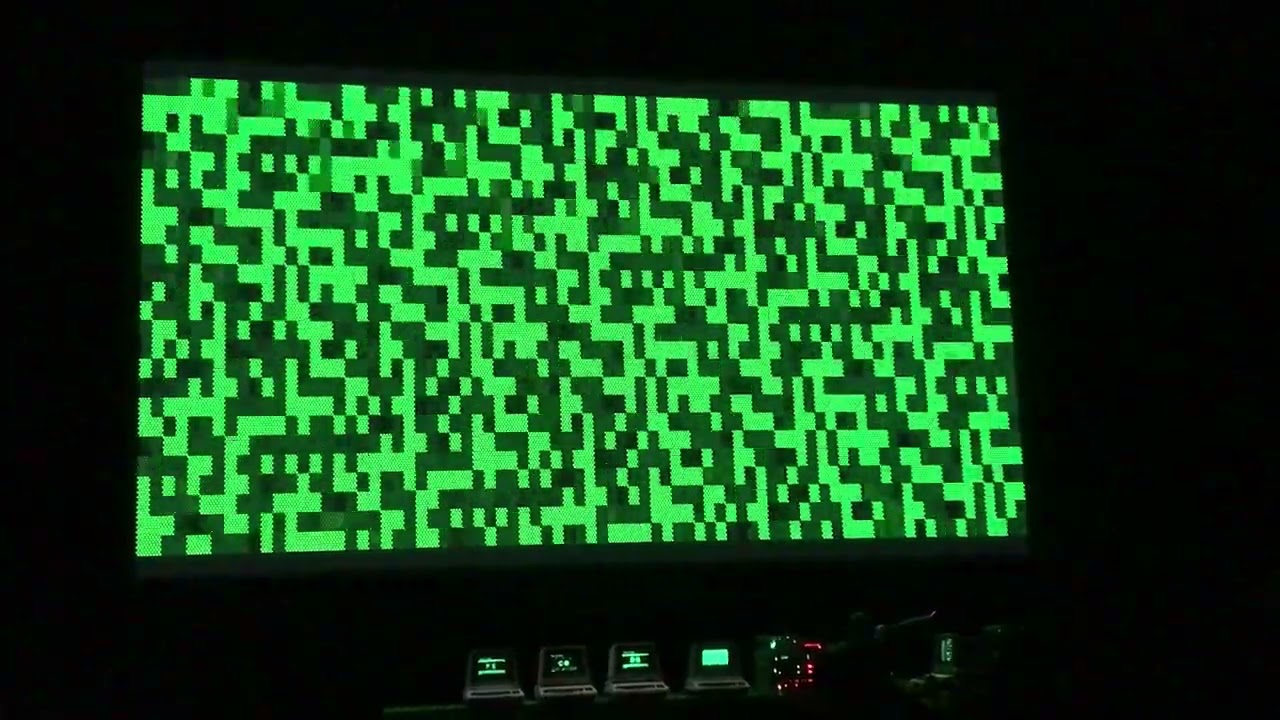 ROBERT HENKE 'CMB 8032 AV' @ Stereolux, Nantes, France (09/03/2023) - Excerpt 1