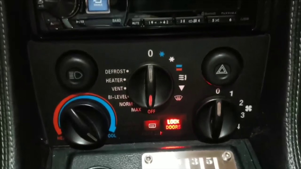 Demo of Dave McKeen’s LED HVAC Board with Upgrade Fan Fail Module and Fan Relay Functions - DeLorean
