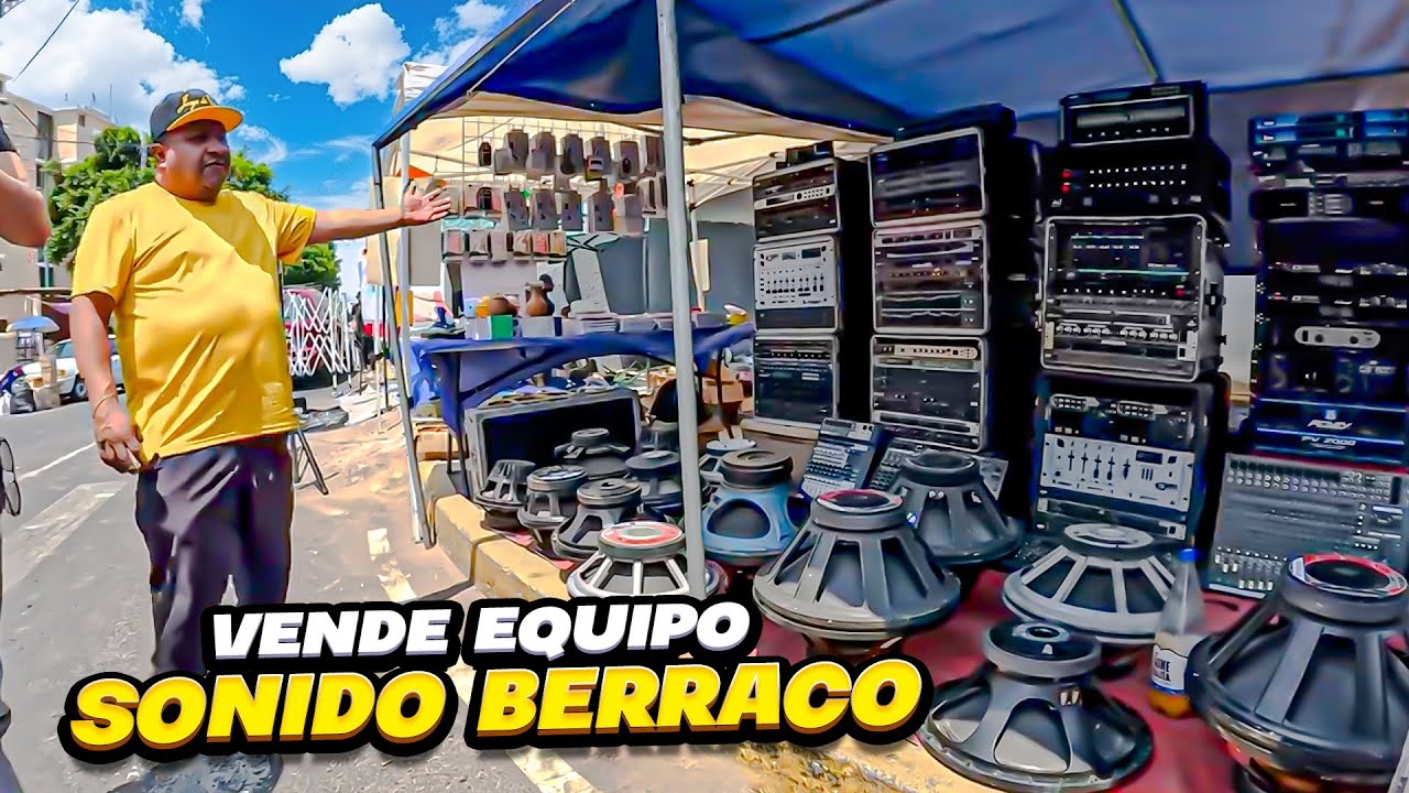 Он продает все свои вещи на улице sonido berraco