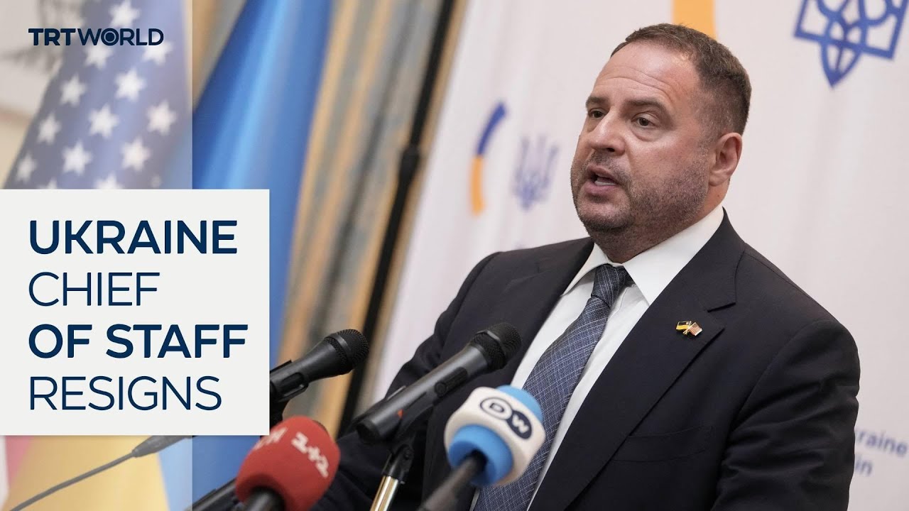 Andriy Yermak resigns as Zelenskyy&rsquo;s chief of staff after anti-corruption raid