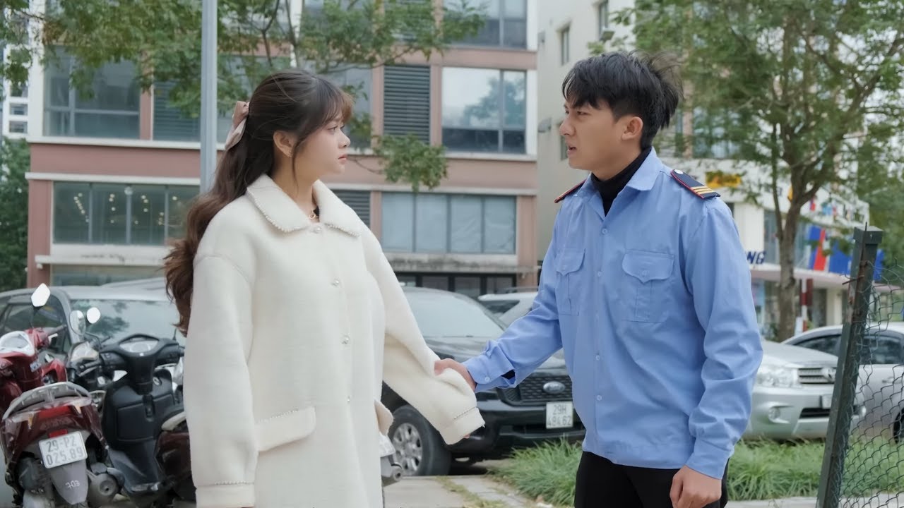 Chủ Tịch Giả Làm Bảo Vệ Âm Thầm Giúp Đỡ Tình Đầu Ai Ngờ Bị Sỉ Nhục Thậm Tệ Và Cái Kết - Tập 1175