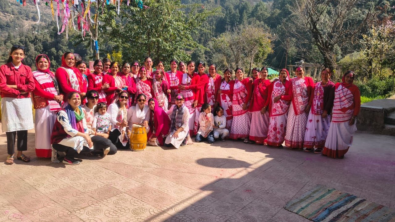 खड़ी होली majhera नाकोट