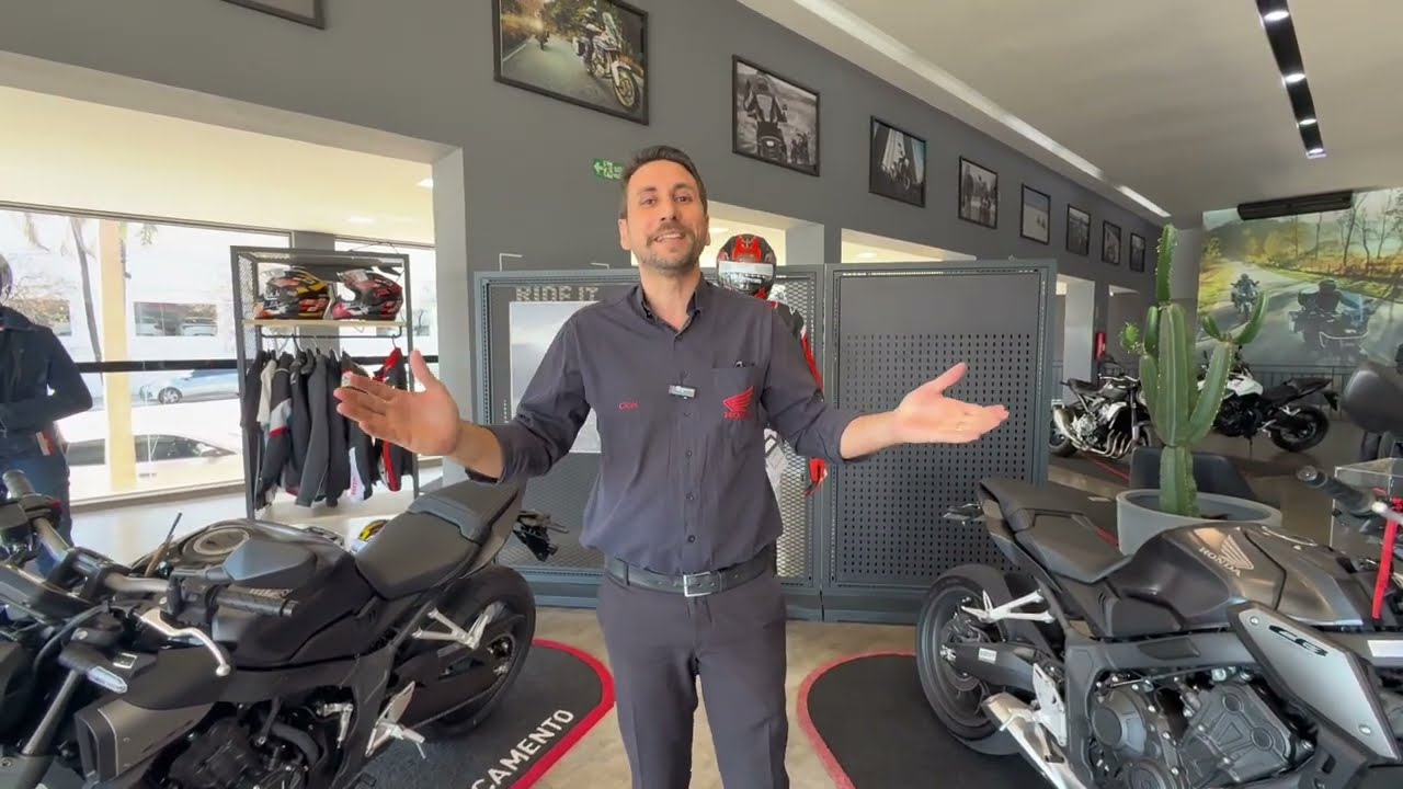 CB 650R 2024 vs CB 650R 2026 ⚡ Mudou Muito? Descubra as Diferenças!”