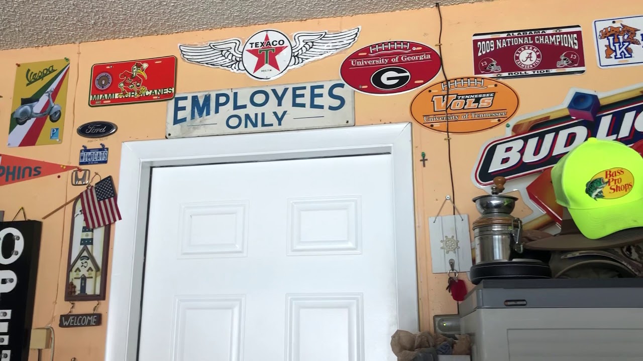 Garage Tin Signs & Decor part 1