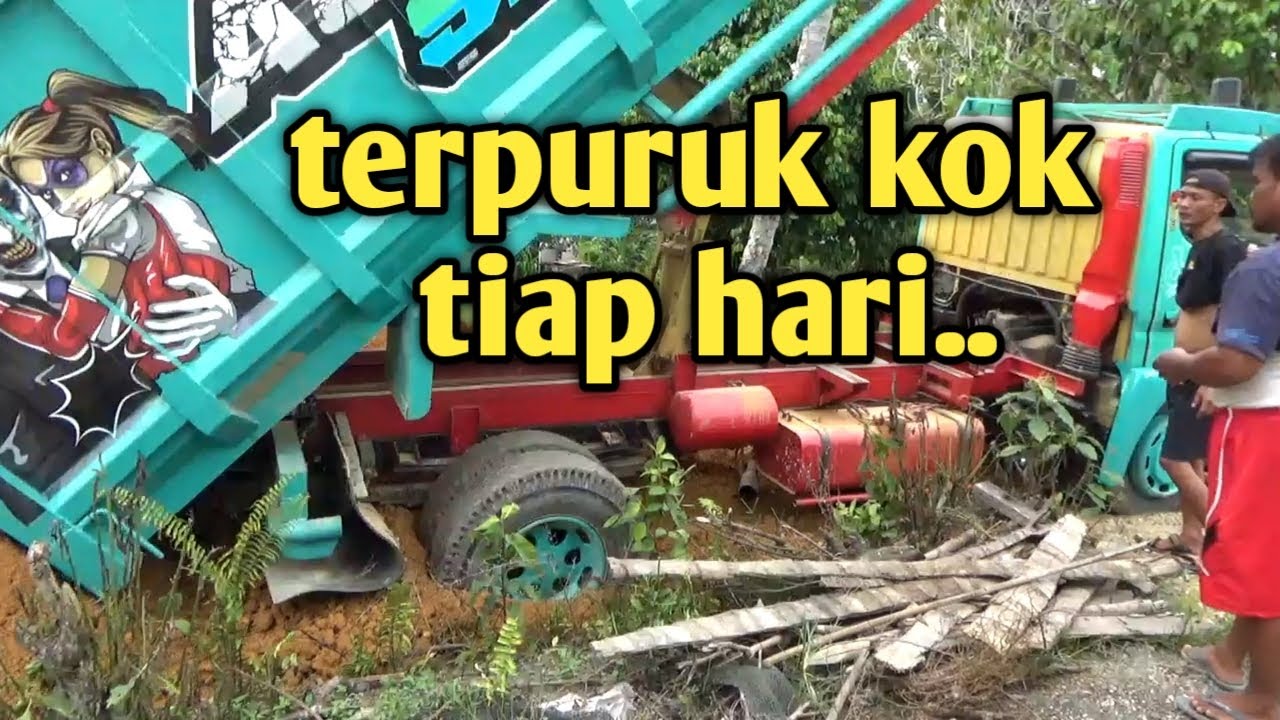 Hampir tiap hari terpuruk..
