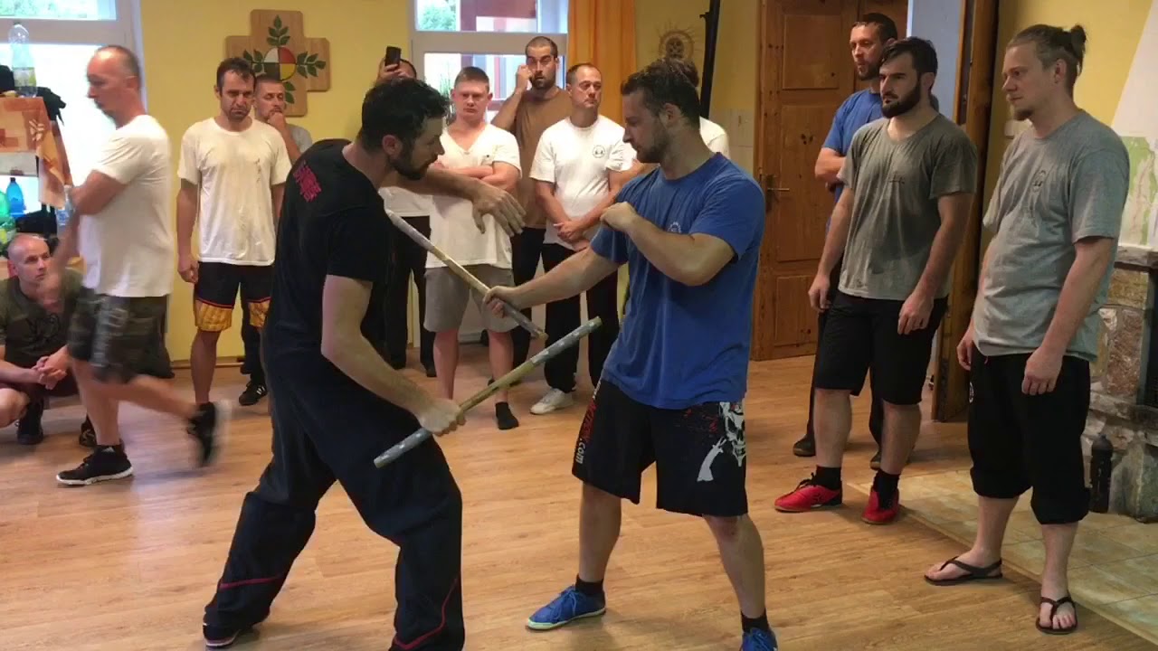 Latosa Escrima - jak znemožnit soupeři další útok