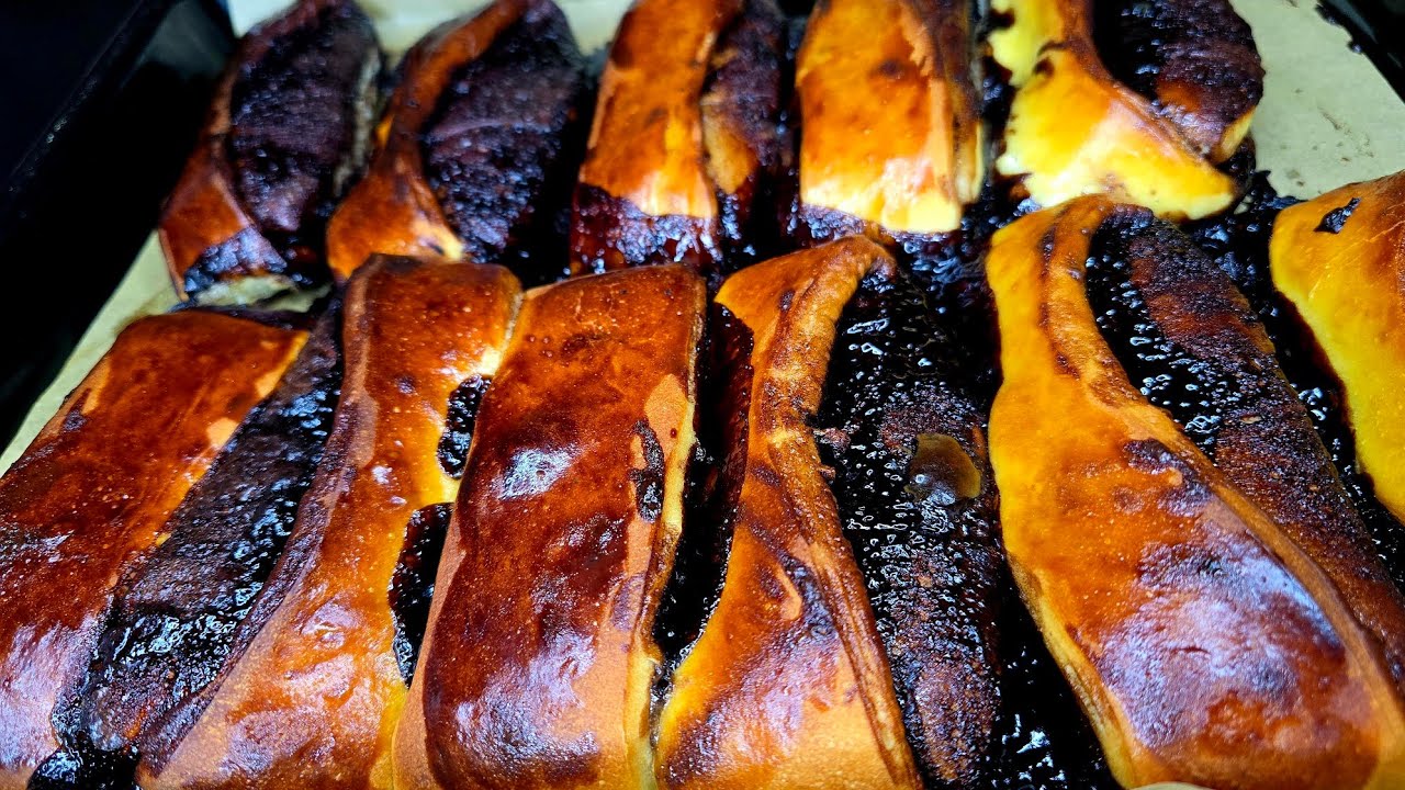 Delicious Chocolate Babka Buns
