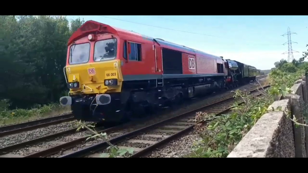 Train Compilation 30 -Flying Scotsman!