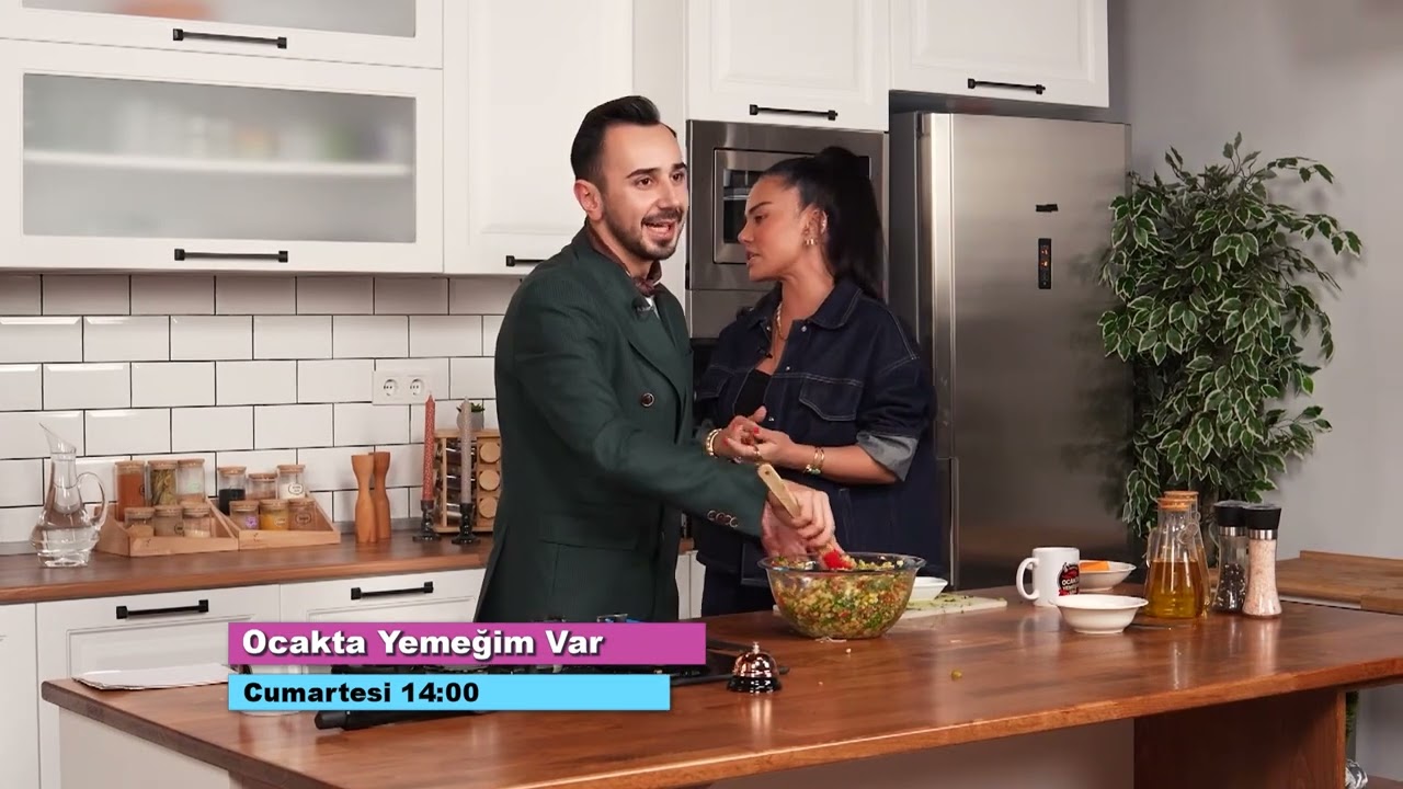 Ocakta yemeğim var da bu hafta yeni nesil Sezen Aksu sevgim Yılmaz mutfağımıza konuk oluyor 