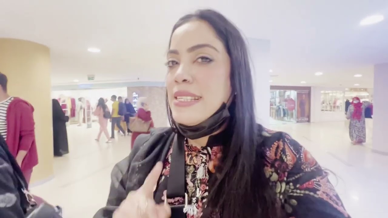 Poory Dolmen Mall me Ayk maskaara nhi mela🥵🥵🥵 !! Anam Ali Vlog