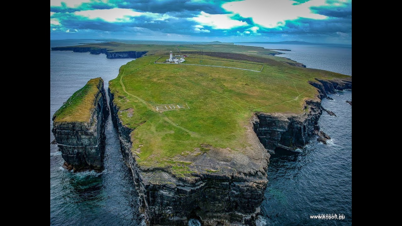 Loop Head Peninsula Lighthouse Co.Clare, Ireland [4K]