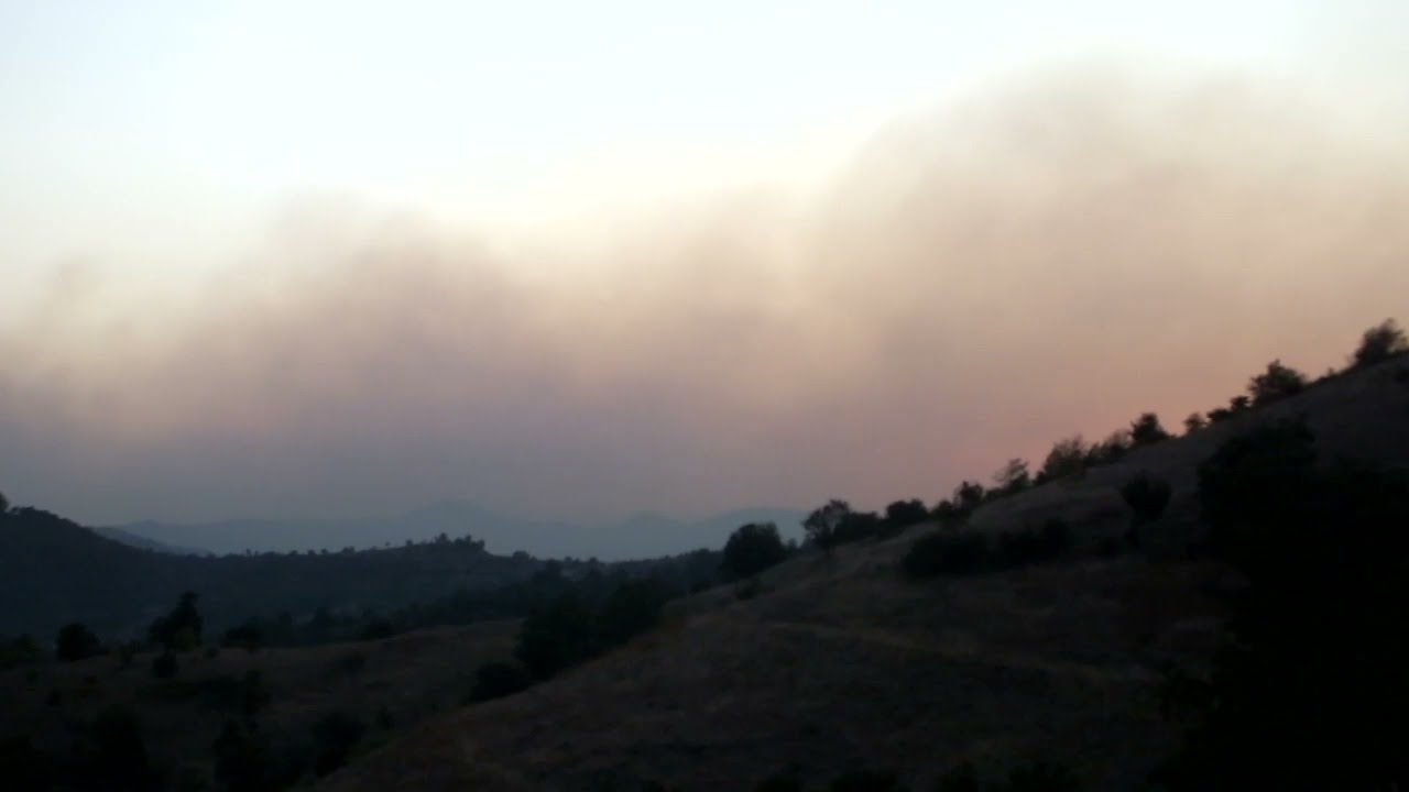Пожари во Татомир и Живалево