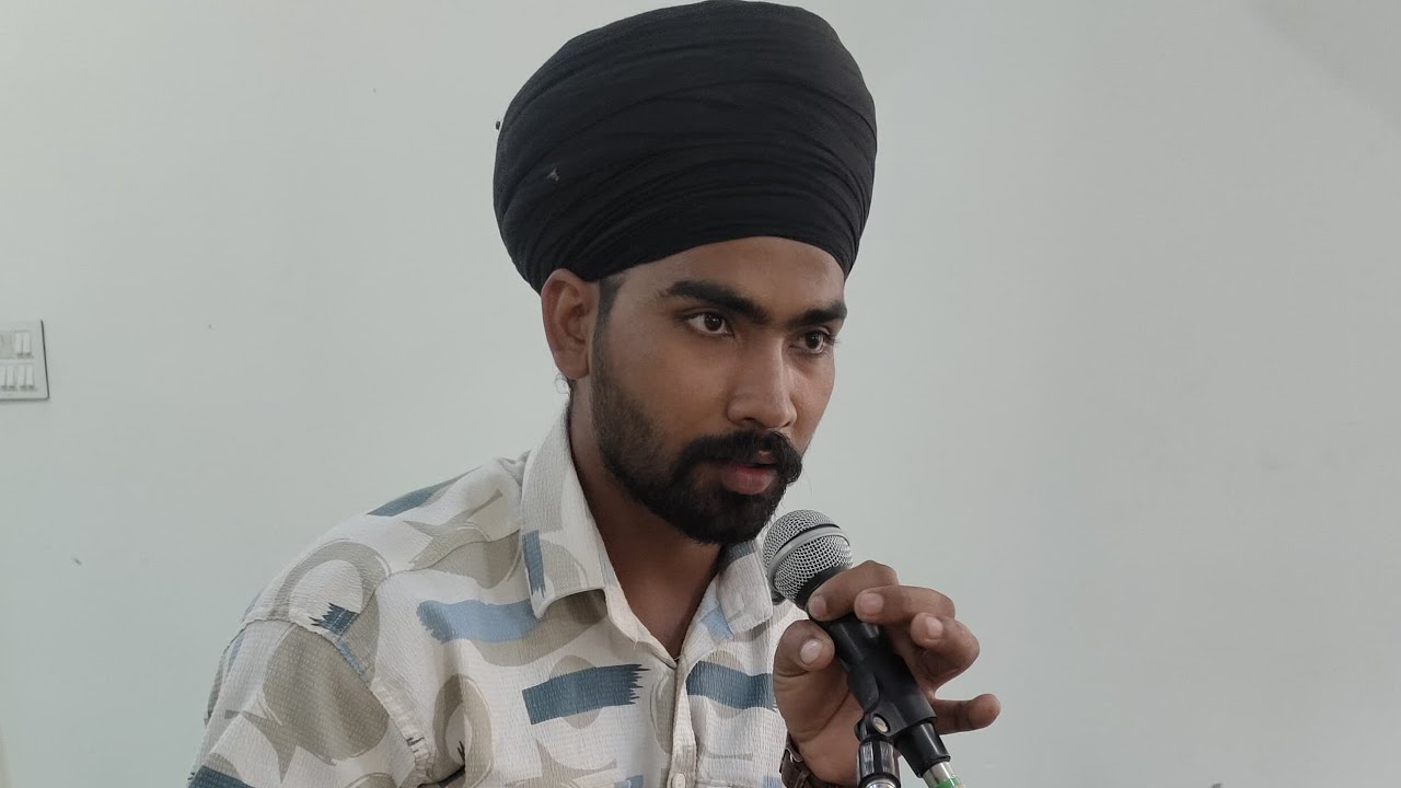 Tu.R लाइव है!