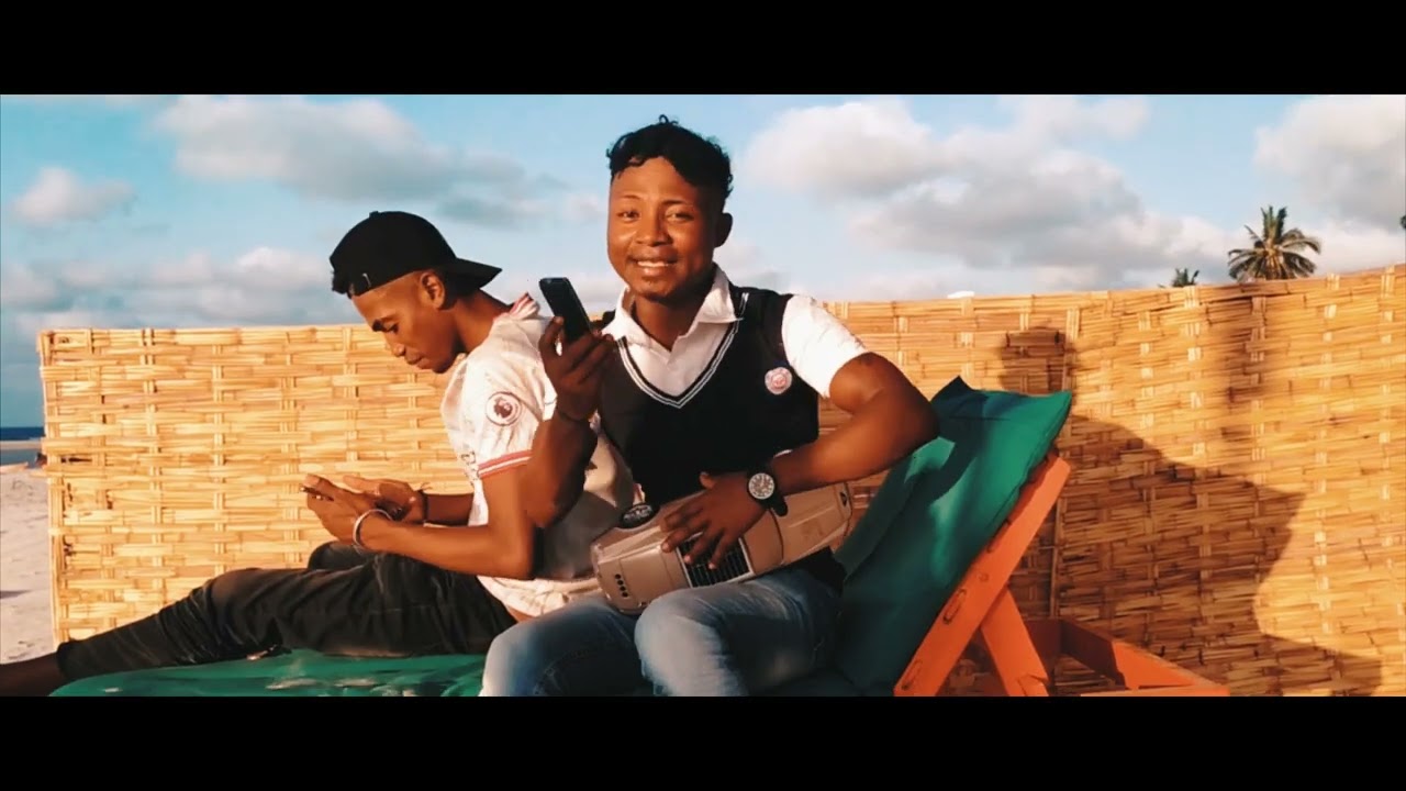 VATOLAHY Mikarama Clip gasy kilalaky 2025  officiel