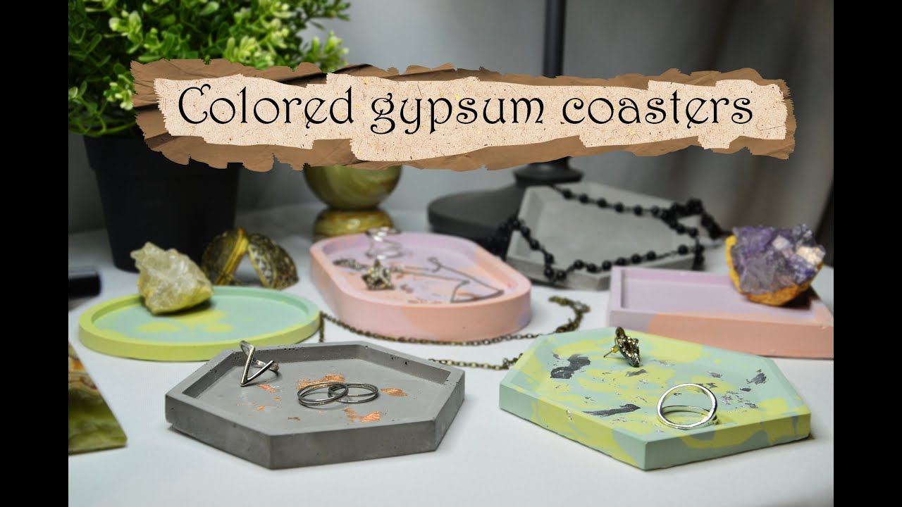 Plaster coasters with gold leaf | DIY