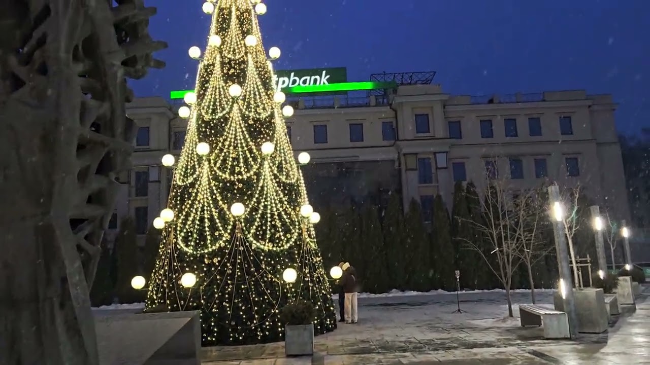 Сегодня снег вечером в центре города 24.01.2026