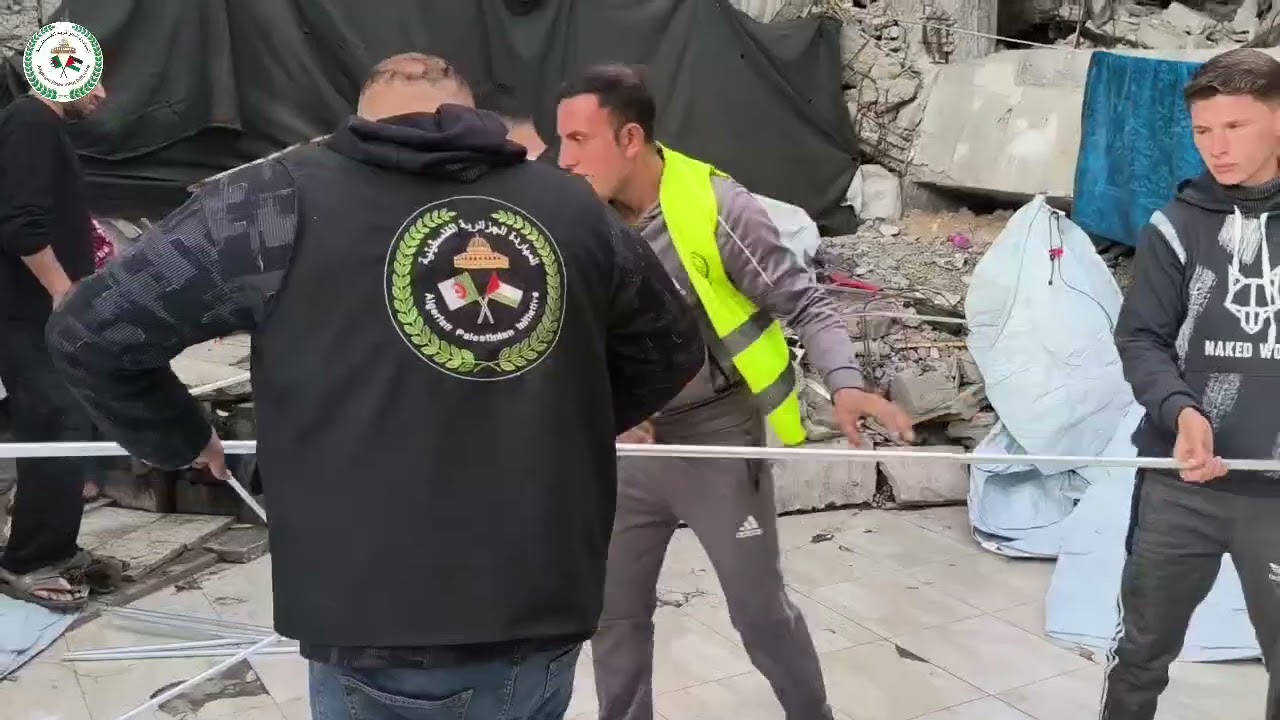 فزعه أهل الجزائر لأهل غزه بتوفير لهم الخيام