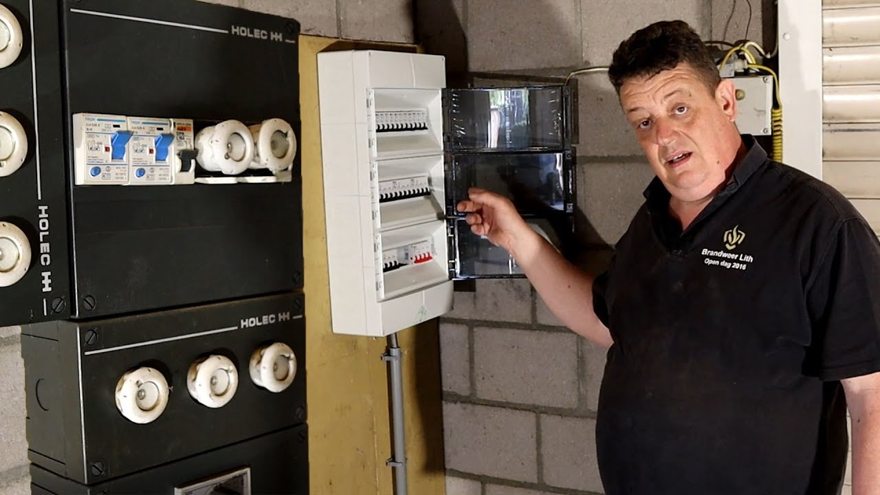 De Groepenkast vervangen in de nieuwe werkplaats