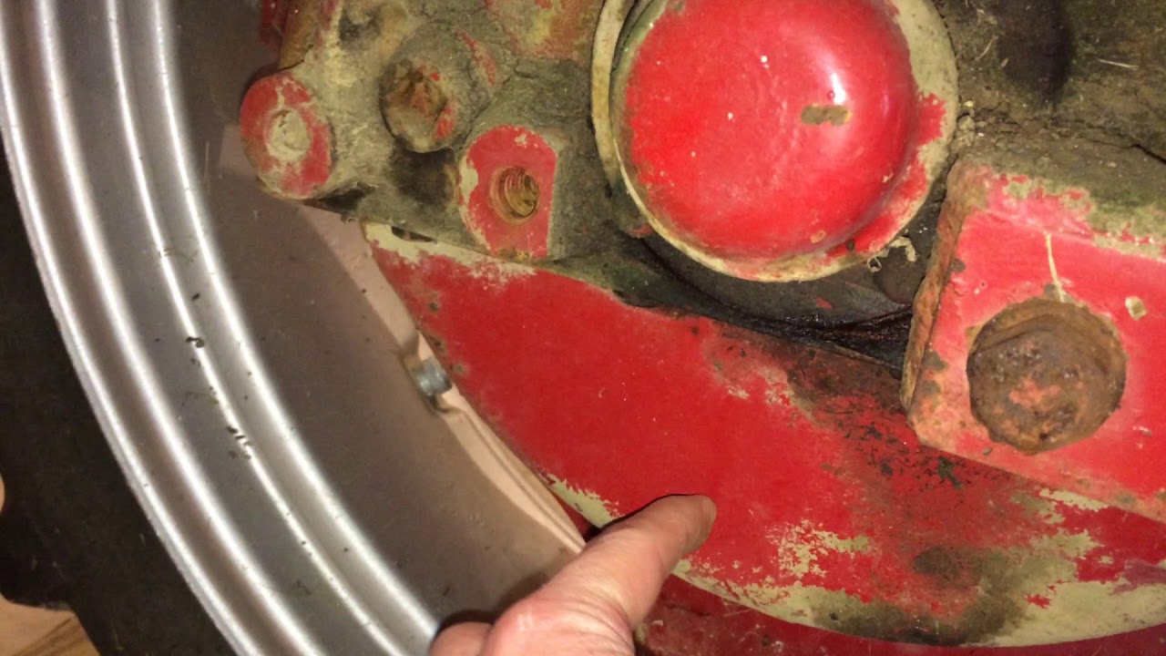 Проверьте и замените жидкость главной передачи на Farmall Cub и других моделях!!
