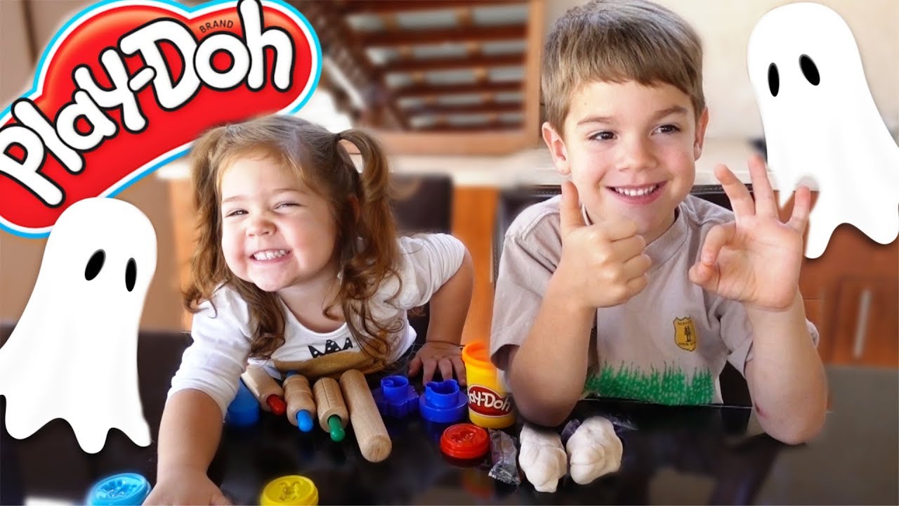 Play-Doh Halloween Surprise Spooky Characters