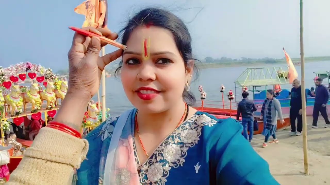 Yamuna maa ke darshan ke bad Anirudhacharya maharaj ji ke darshan ho gye aaj mai bhut khus ho gyi