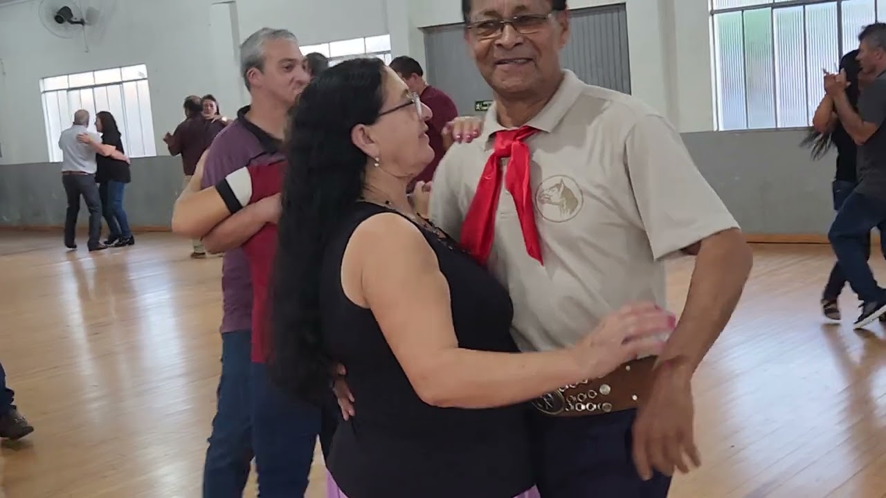 Chopinzinho Matinê com muita animação Grupo Kerência 30/4/23