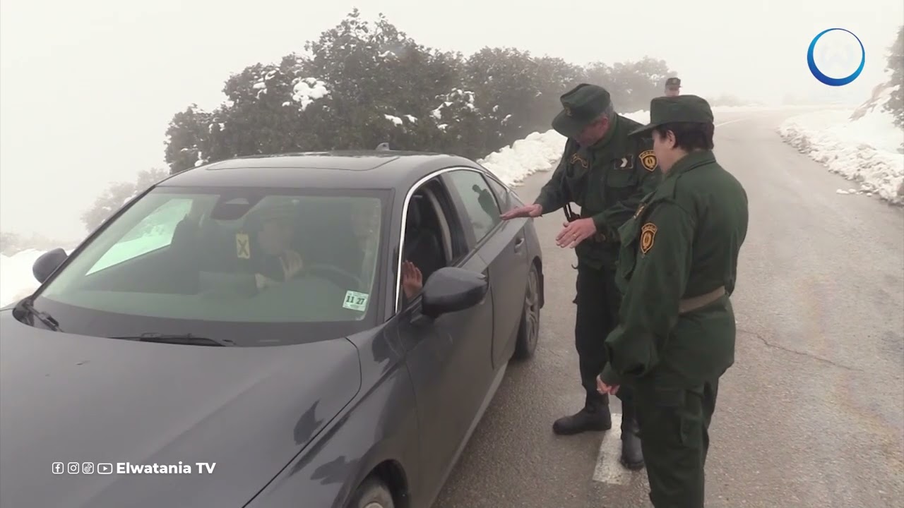 الدرك الوطني يوجه نداء للمواطنين بعدم التنقل للمرتفعات..الثلج بزاف والطريق تتغلق في أي لحظة وتتبحرو