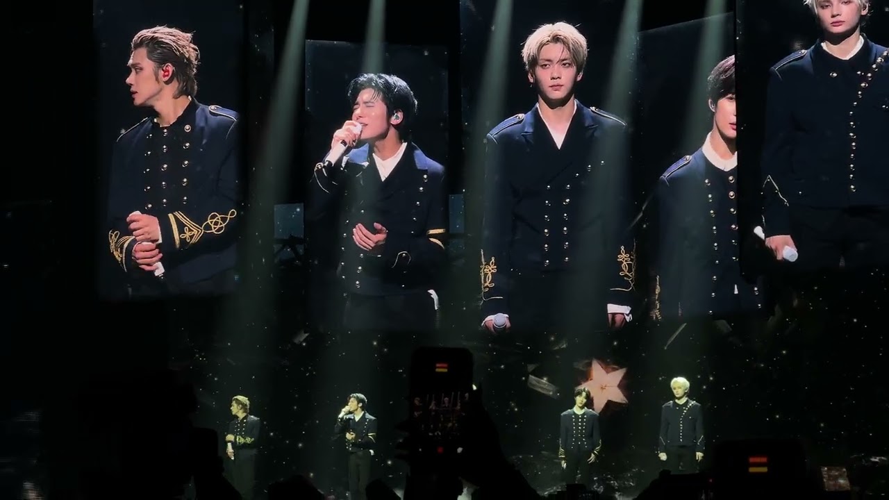Tomorrow X Together (TXT) - Crown - 9/22/25 - Allstate Arena - ACT: Tomorrow Rosemont Day 2