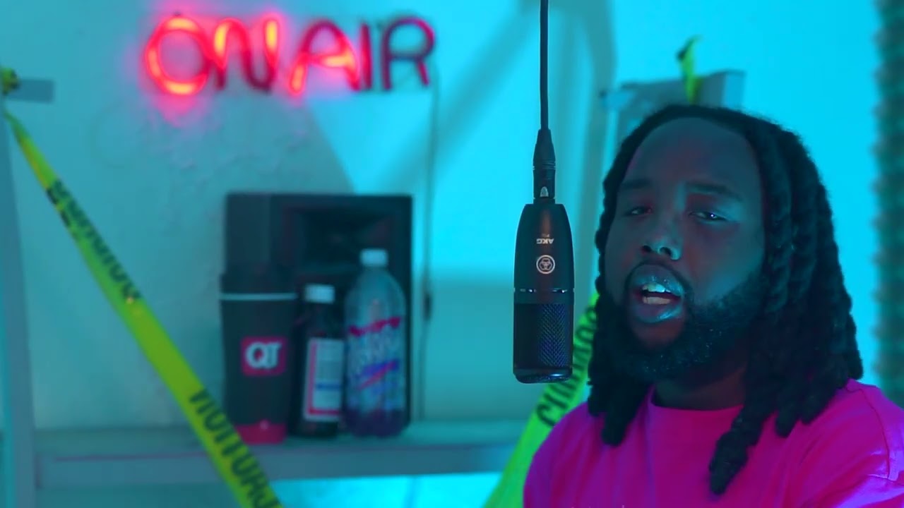 Big Chunk - Trust Went Missing ( On Air Mic Performance)