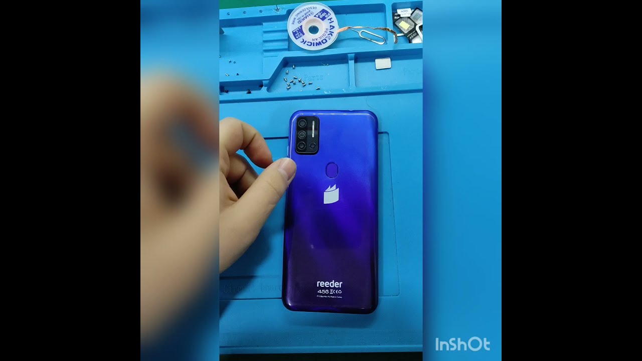 Reeder P13 Blue Max Pro Ekran Değişimi