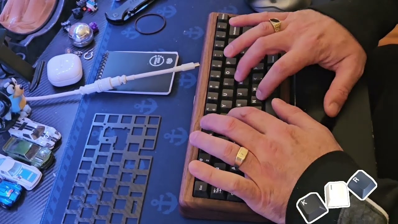 Kbdfans Dusk 67 with Gateron Quinn