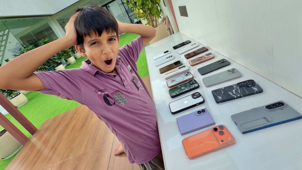 Kunali Ne Sabke Phone Chura Liye 😲 