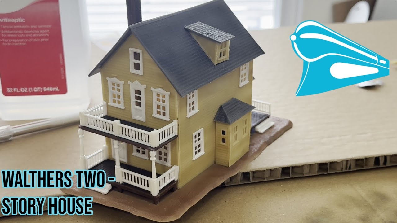Walthers Trainline Two - Story House