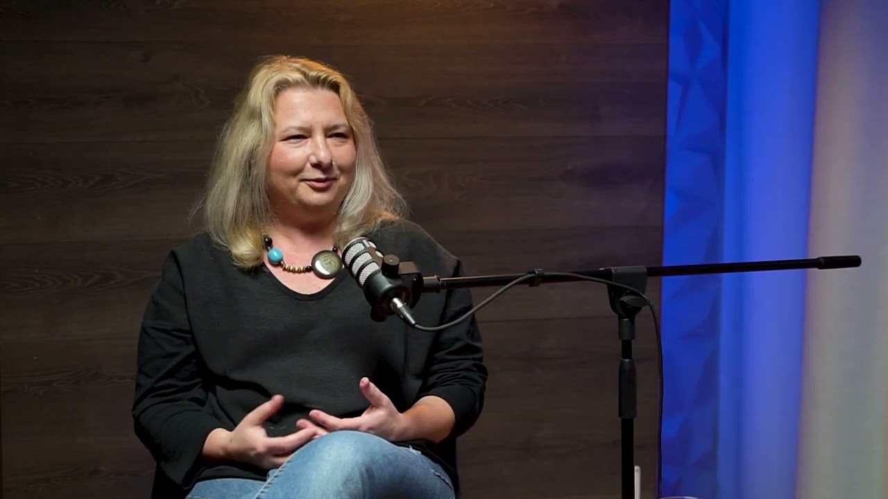 Interviurile APAIR cu Iulian Niculae - invitată Mădălina Manoilă, REALTOR®, București