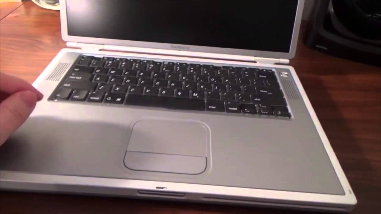 Unboxing Two Apple PowerBook G4 Titaniums & First Boot