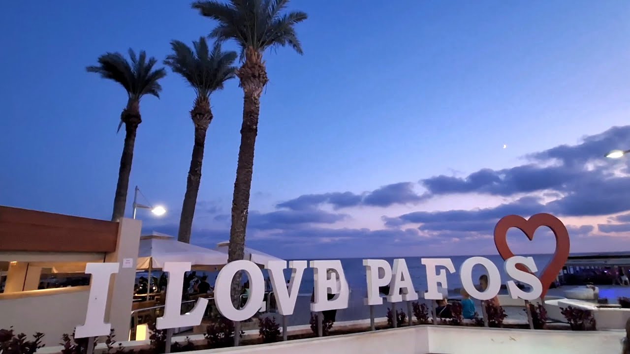 Wanderings in Paphos, Cyprus – Seaside Charm, Hidden Streets & Cute Cats (Part 1)