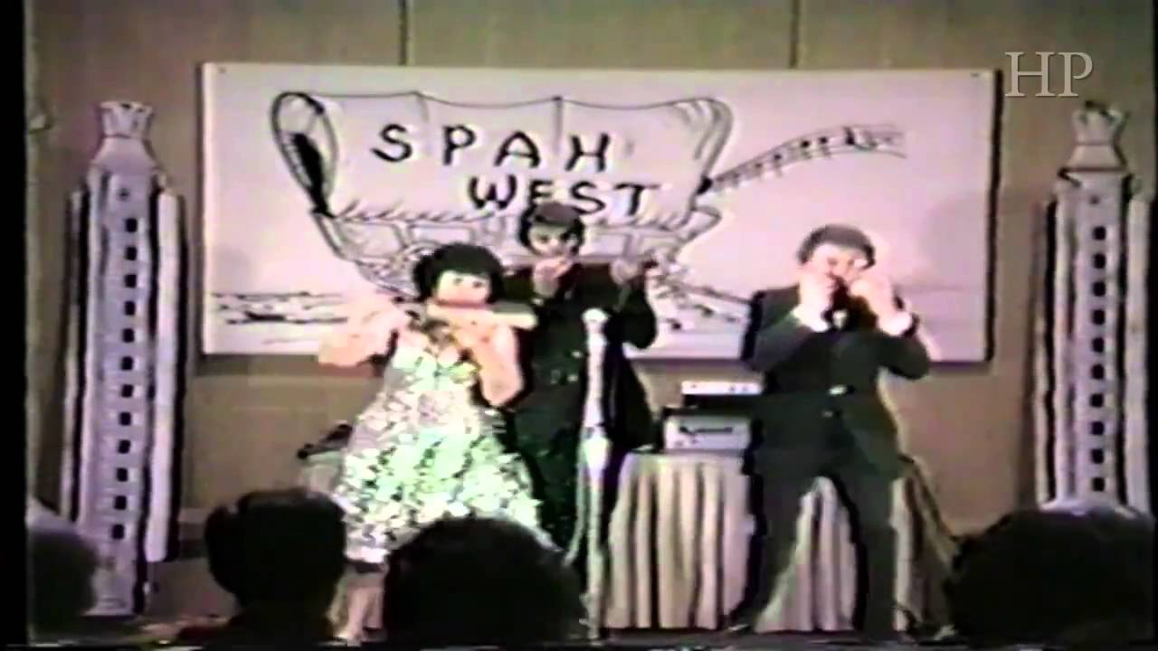 Harmonica Rock: When The Saints Go Marching In - Trio Candido