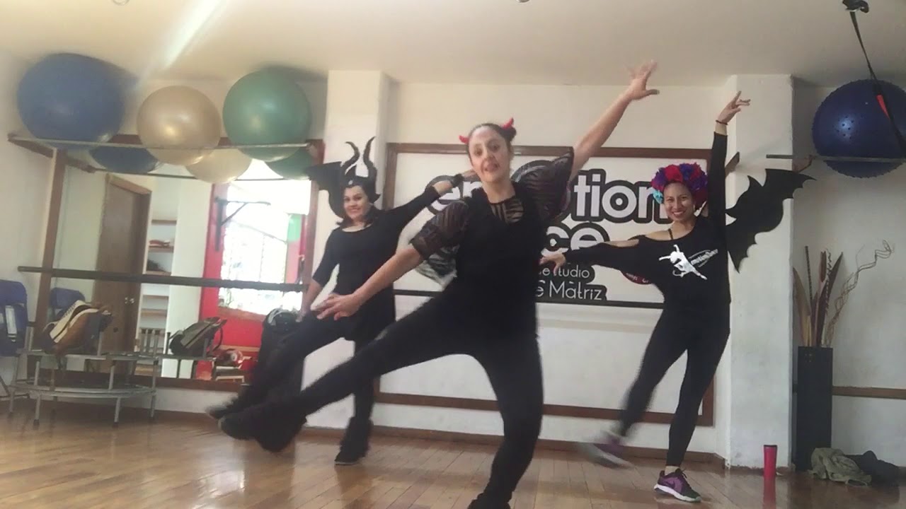 Llorona Coco...Emotion Coreografía