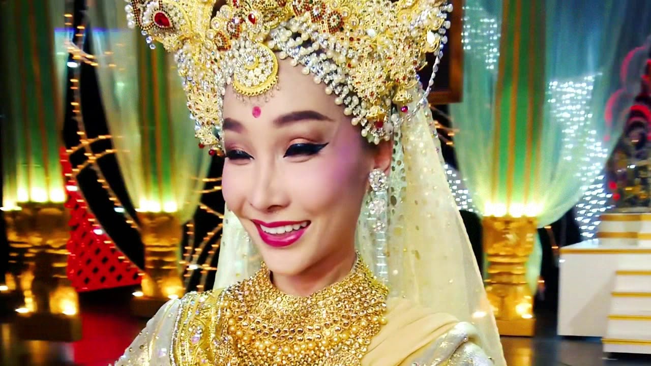 Bollywood Blast - Tiffany's show pattaya