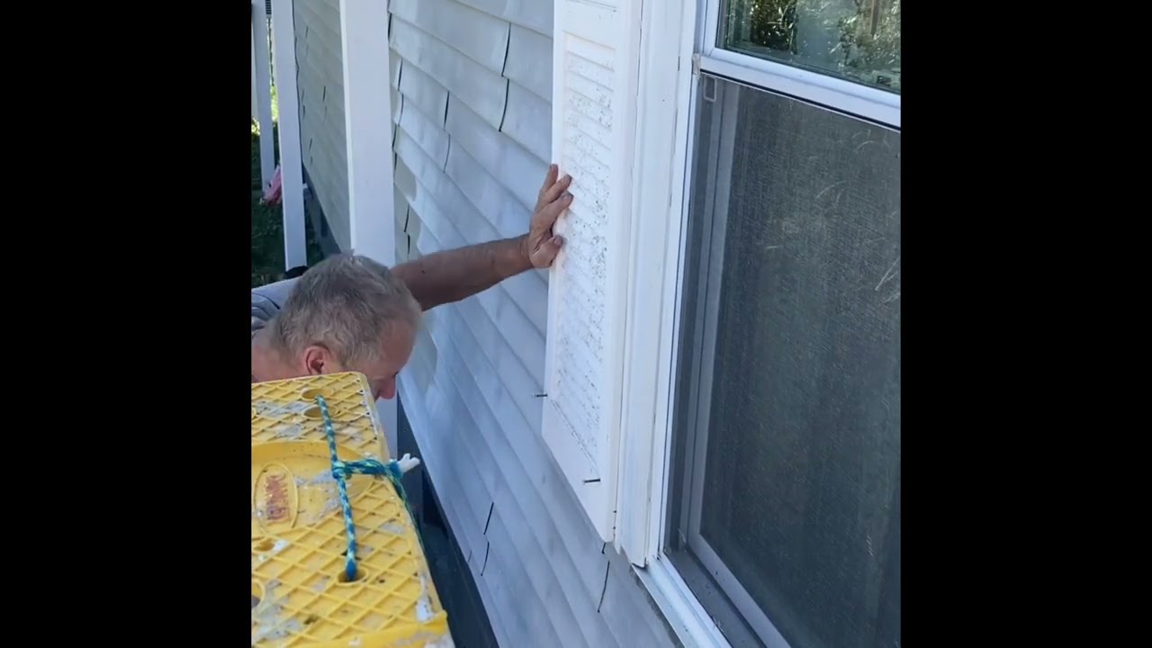 Painting the Exterior of Our Mobile Home | Mobile Home DIY | #mobilehomeupdates #mobilehomes