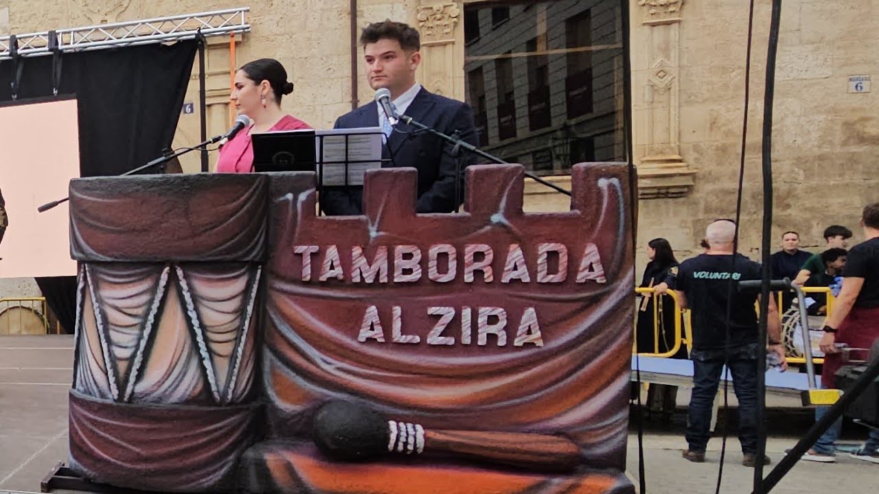 Tamborada Alzira 2025,Exibicion  2a parte.    ¡TotAlzir@  en directo!