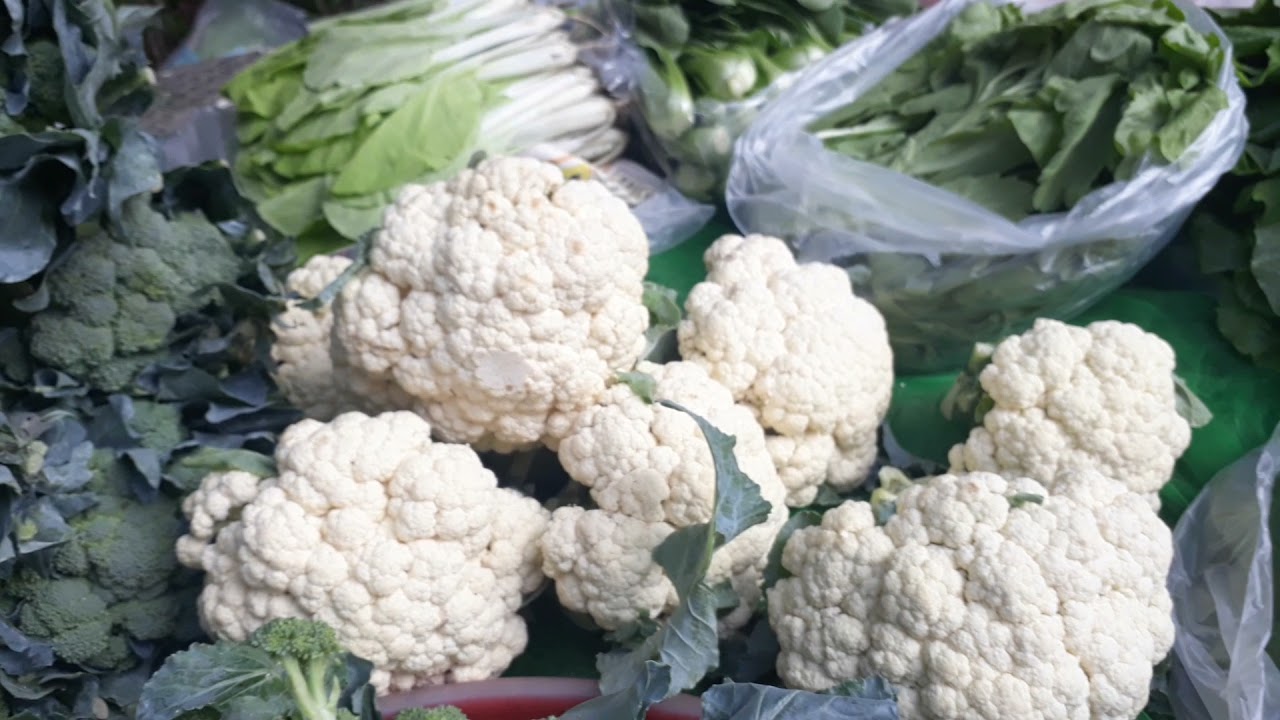 Buying Fresh Fruit and vegetables at the Market Hsinchu Taiwan #shorts #fresh #vegetable