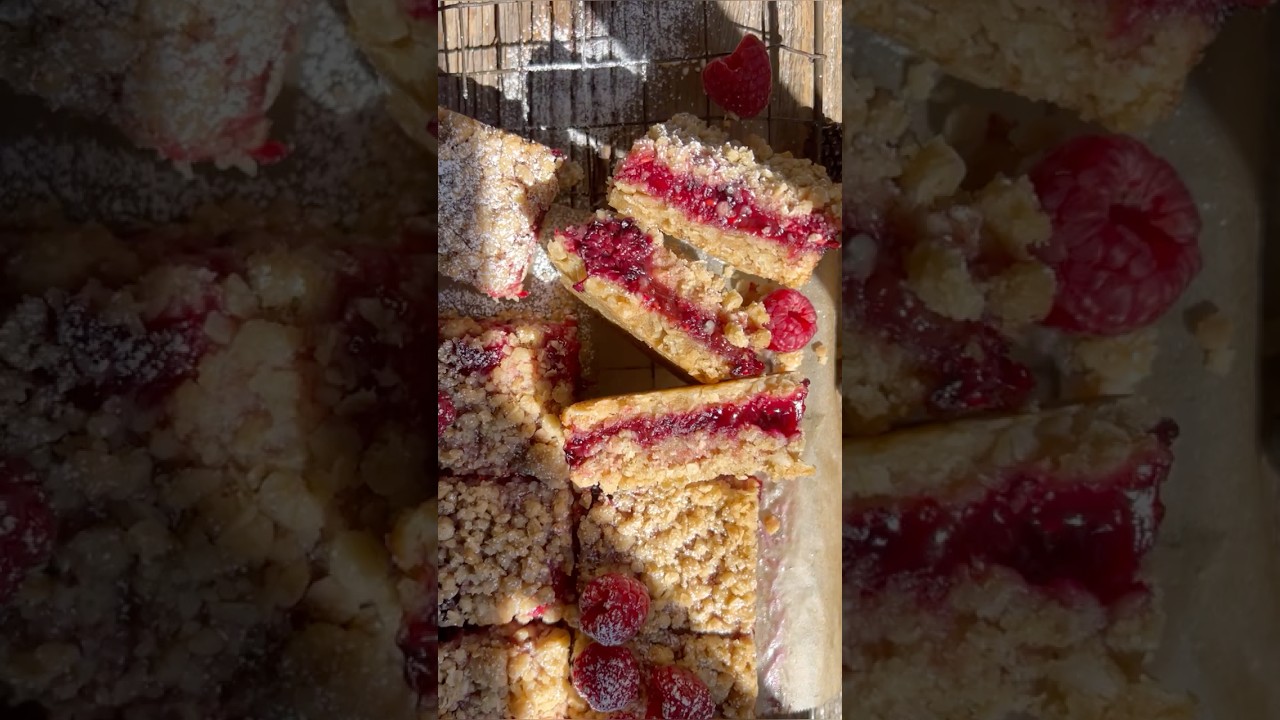 Brown Sugar Berry Crumble Bars!