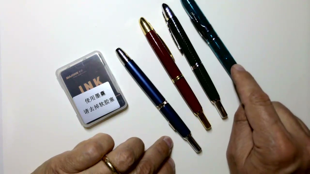 Penna a serbatoio cinese con pennino retrattile