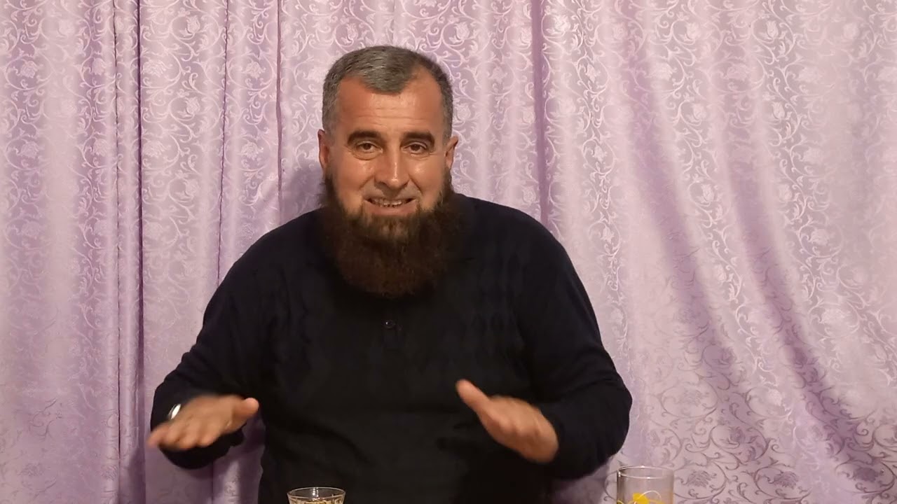 Borclu olmaq zəkatı &ccedil;ıxarmağa maneə deyil. (Zəkat haqqında sual-cavab) / Şeyx Qamət S&uuml;leymanov.